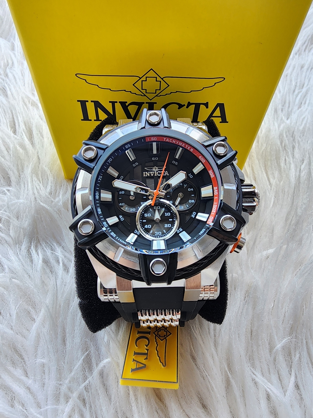 Invicta Men's Bold Black and Silver Chronograph Watch Original Brand New